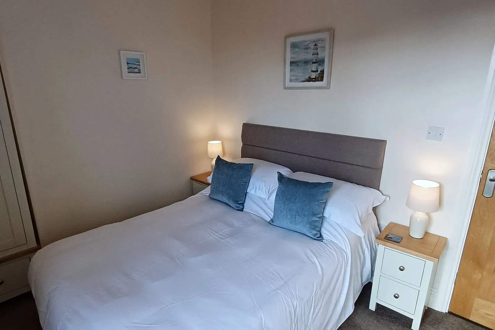 Second-floor double bedroom