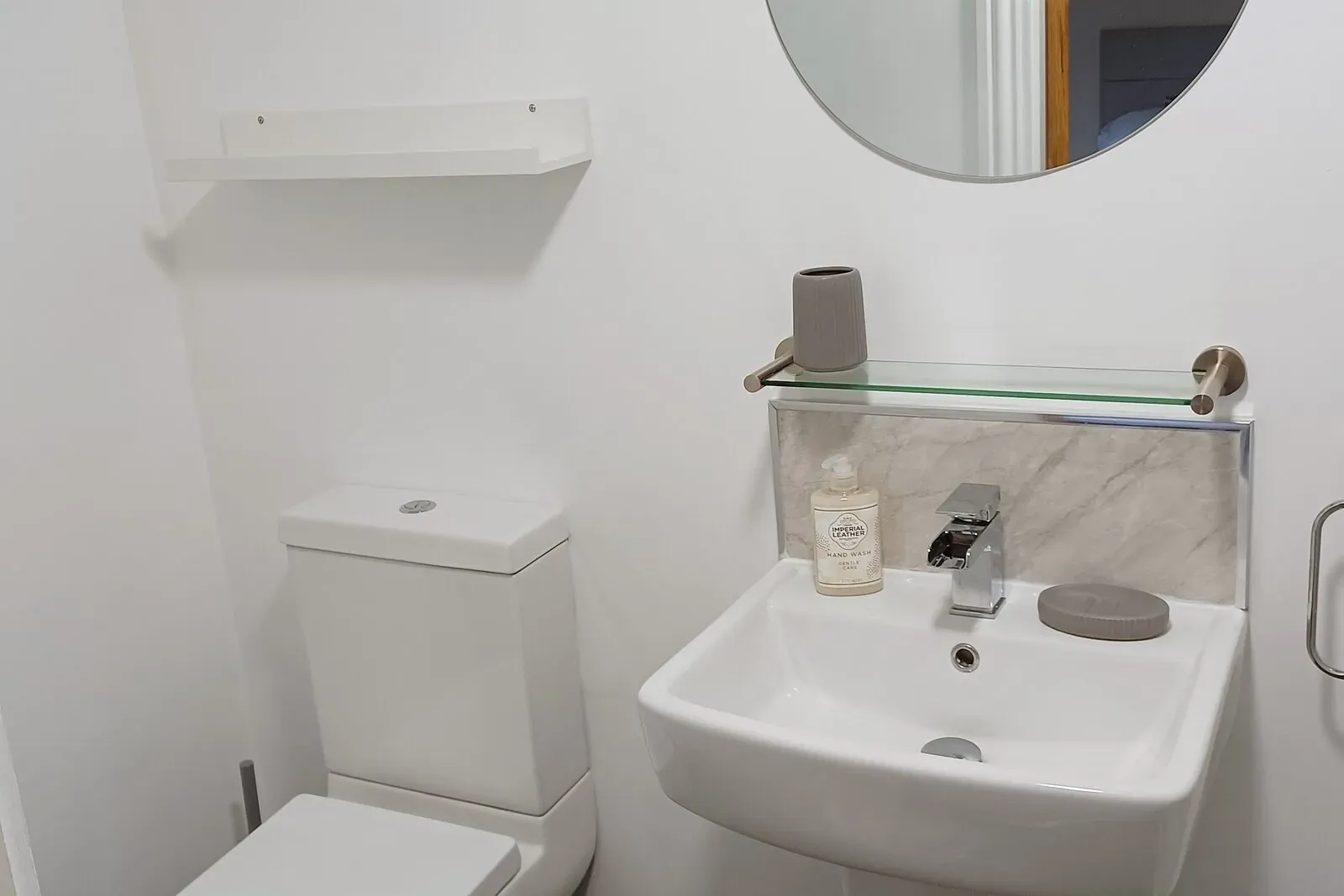 Ensuite bathroom off the top-floor twin room